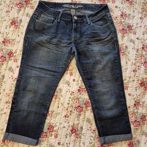 ❤️‍🔥 NV Jr Womens Size 13 Denim Jean Embelished Pocket Capri Pants